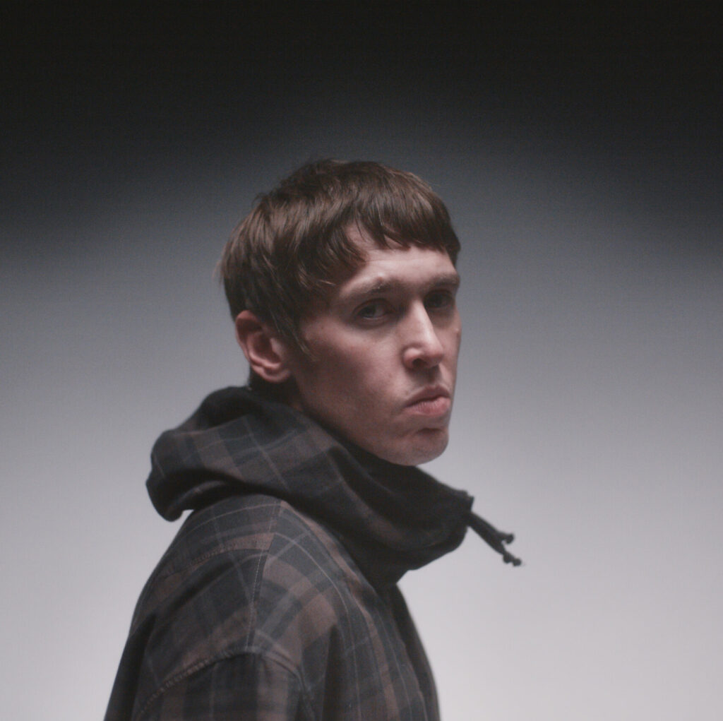 TS PRESS SOMMAR liggande